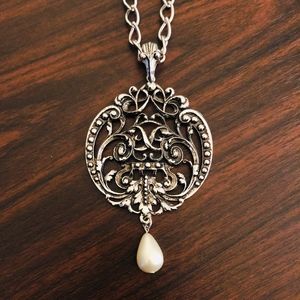 Vintage Avon Silver-tone Gothic Medallion Necklace